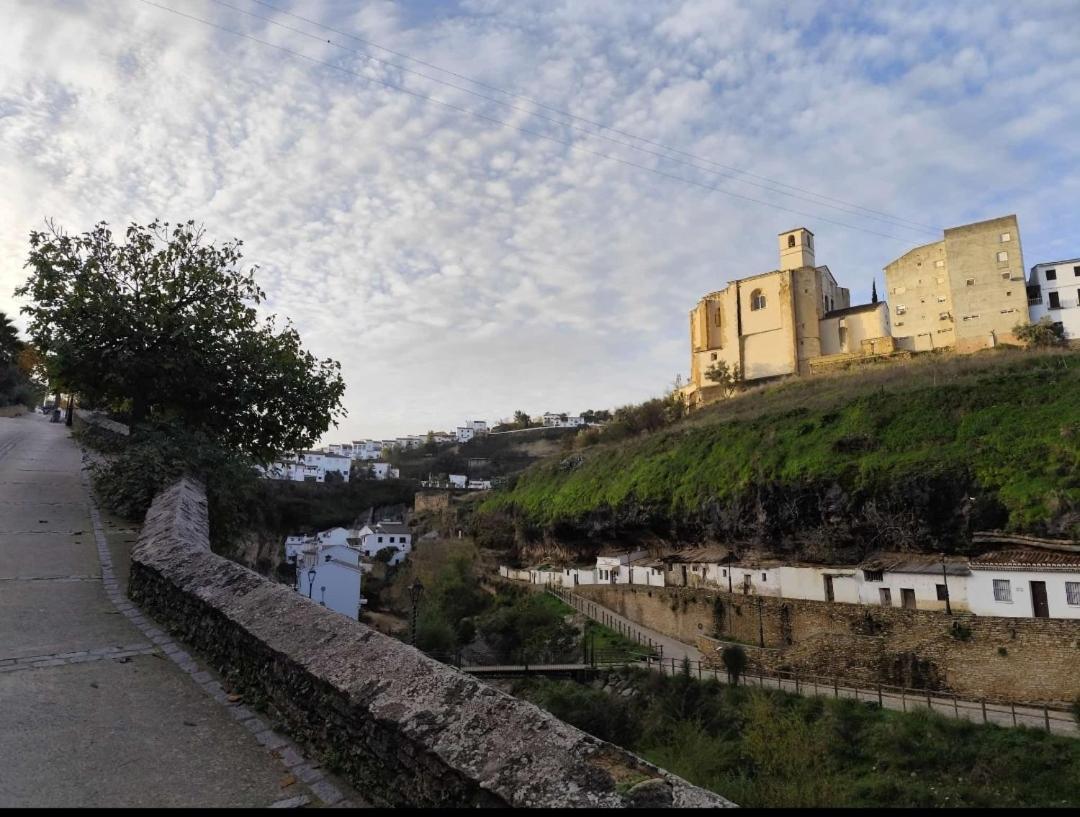 La Medina Baja Διαμέρισμα Setenil De Las Bodegas Εξωτερικό φωτογραφία